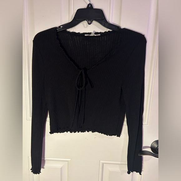 Beautiful black long sleeve from Gaze! - Picture 1 of 3